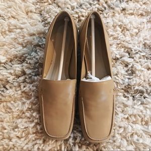 NWOT Étienne Aigner Leather Loafers